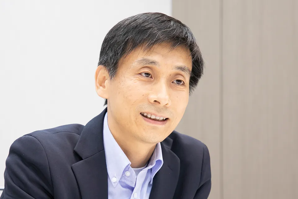 DX推進部 部長 全 文一